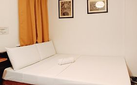 Hotel Elinas And Restaurant